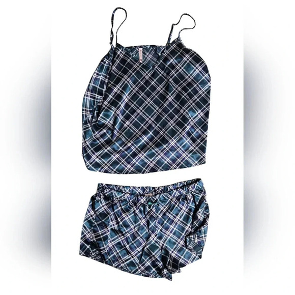 Cozy Rozy Plaid Soft Two Piece Pajama Set - Picture 1 of 6